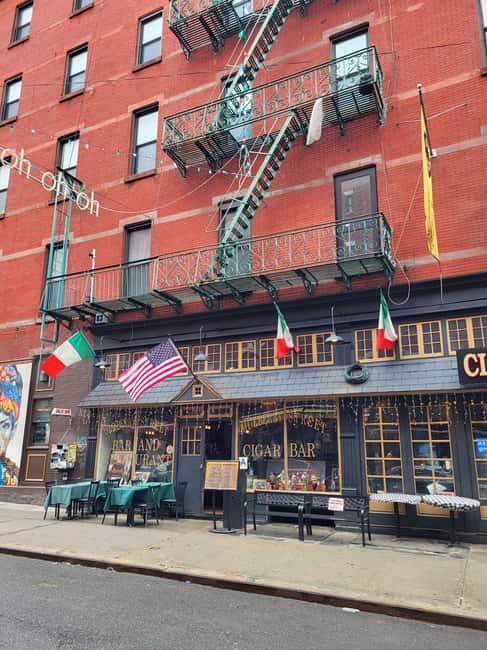 New York City: TV and Movie Filming Locations Running Tour - How This Tour Differs from Typical Sightseeing