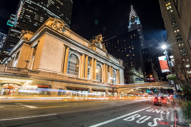 New York City Walking Tour 3h30 and 22 audio reviews - Green Spaces and Unique Neighborhoods