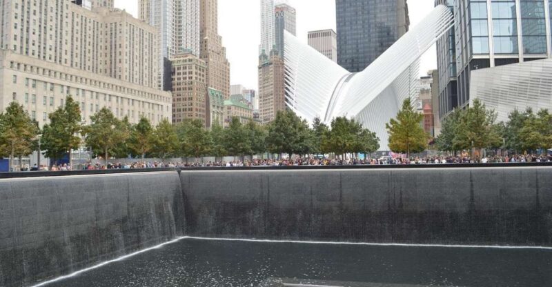 New York City: Wall Street and 9/11 Memorial Walking Tour - The Guide’s Role and Personal Insights