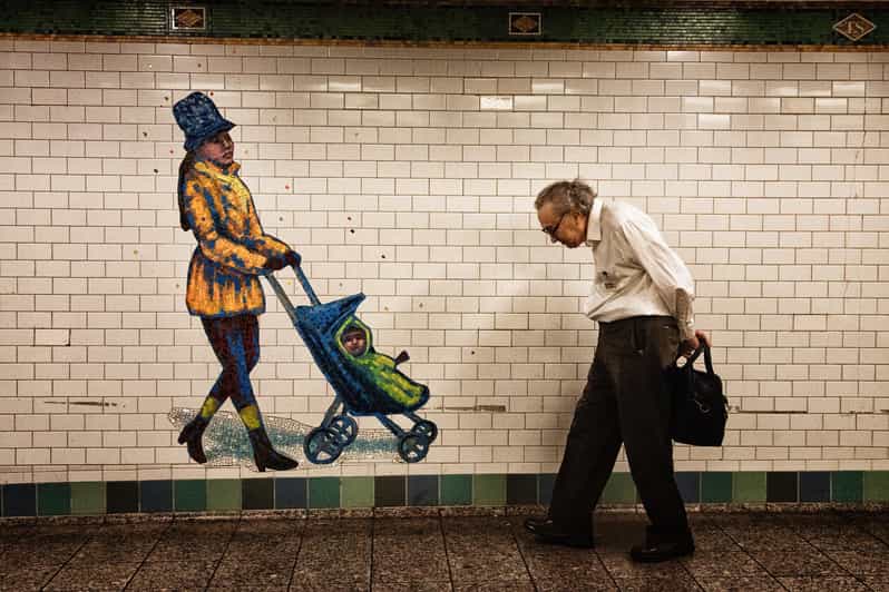 New York City:Subway Stations, Murals, and People Photo Tour - Capturing the Diversity of NYC’s Subway Crowd