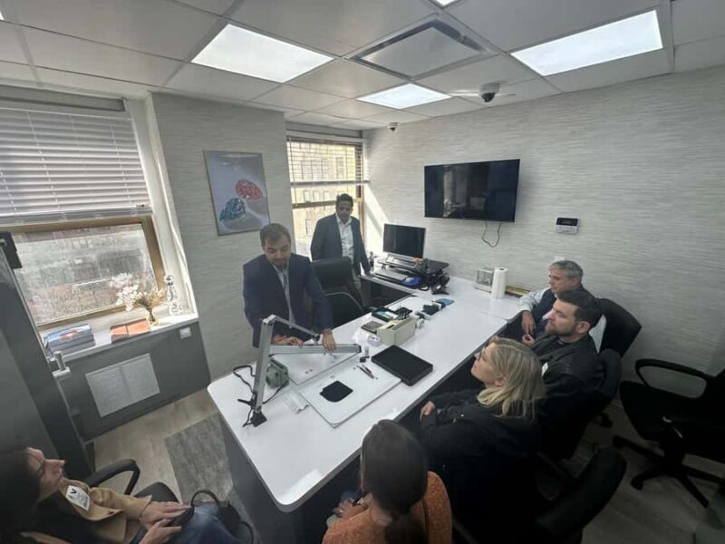 New York: Diamond District Guided Tour - Behind the Scenes: Diamond Cutting and Polishing