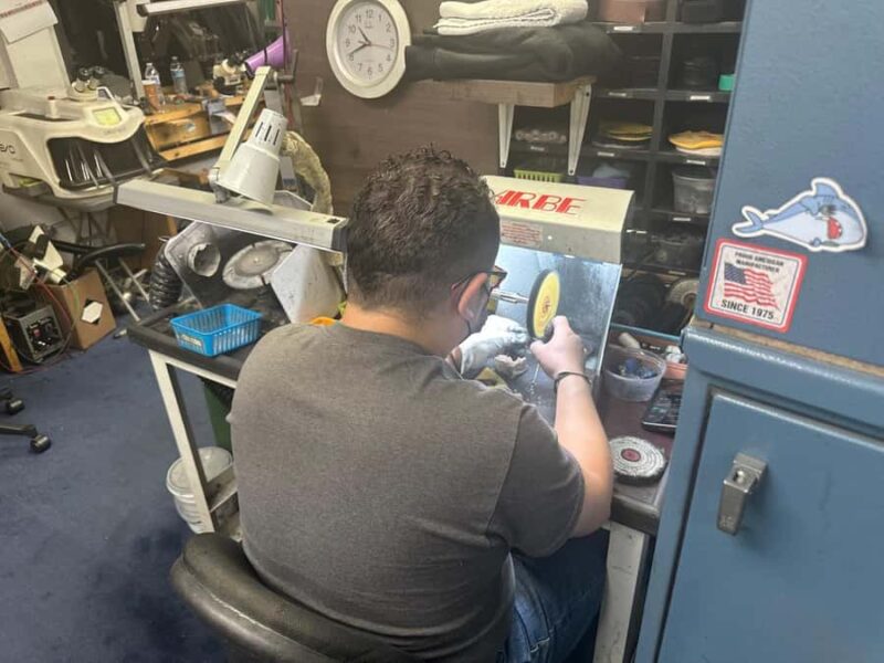 New York: Diamond District Guided Tour - Inspecting Diamonds Up Close with Expert Guidance