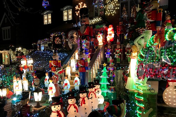 New York: Dyker Heights Christmas Lights Guided Tour - Experience the Festive Magic of Dyker Heights for $49.99