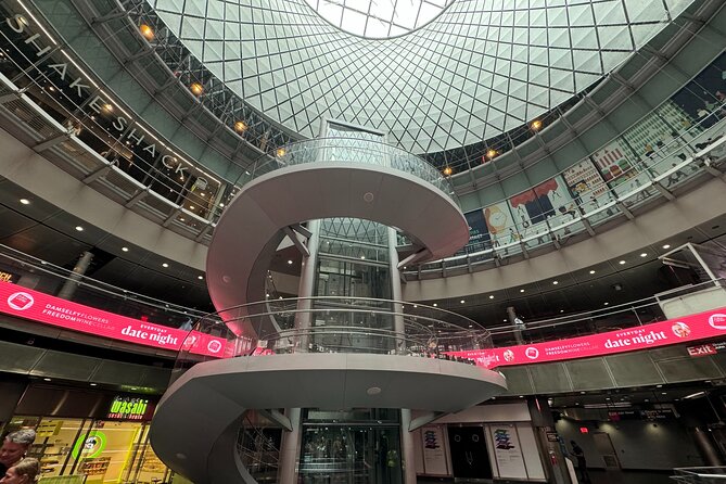 New York Financial District Art and Architecture Tour - Modern Financial District Landmarks