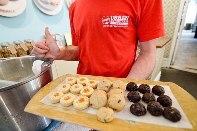 New York: Food, History and Culture of Brooklyn Tour - Guide Expertise and Local Insights