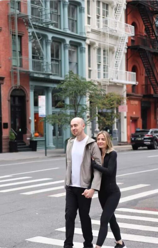 New York: Get your photos taken in Manhattan with a celebrity photographer - How the Session Unfolds in SoHo