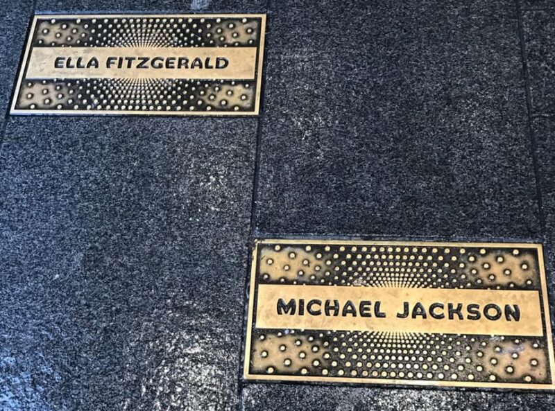 NEW YORK HARLEM GOSPEL WALKING - Photography Opportunities in Harlem’s Brownstone Streets