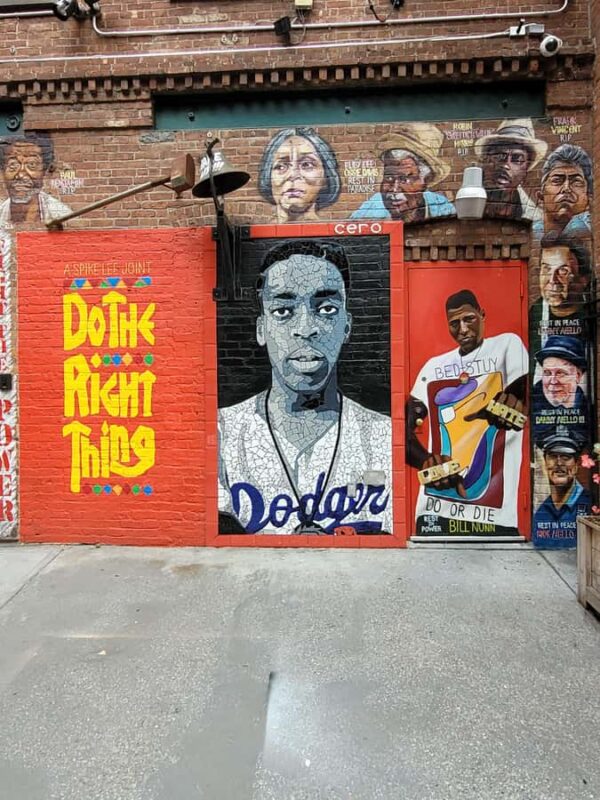 New York: Hip-Hop, Murals, Sports & Dangerous Neighborhoods Tour - Murals and Street Art: Visual Stories of New York