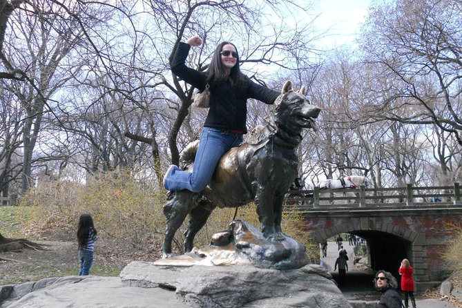 New York Lower Central Park Scavenger Hunt Adventure - Key Points