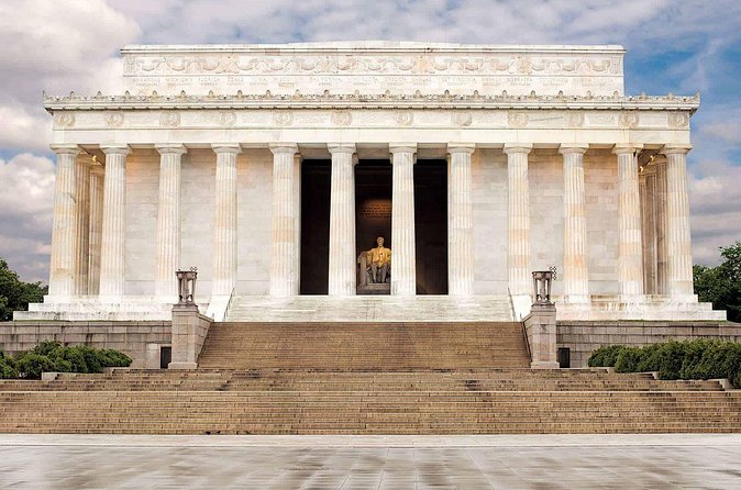 New York, Philadelphia, D.C. 4-Day Tour with Airport Pickup - D.C.’s Monuments and Memorials