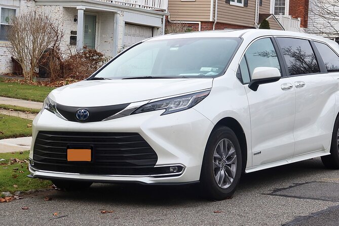 New York: Private Airport Transfer From/To LaGuardia Airport(LGA) - Booking Process and Flexibility