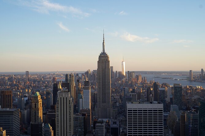 New York Riddle-Based Walking Tour - Starting and Ending at Popular Local Spots