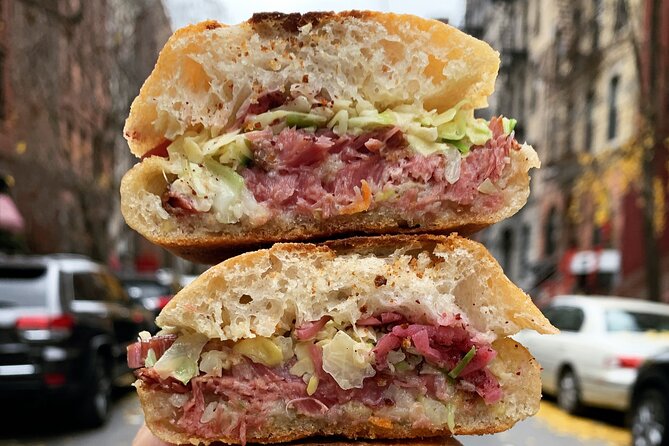 New York Sandwich Tour - Pacing and Group Size: Friendly and Manageable