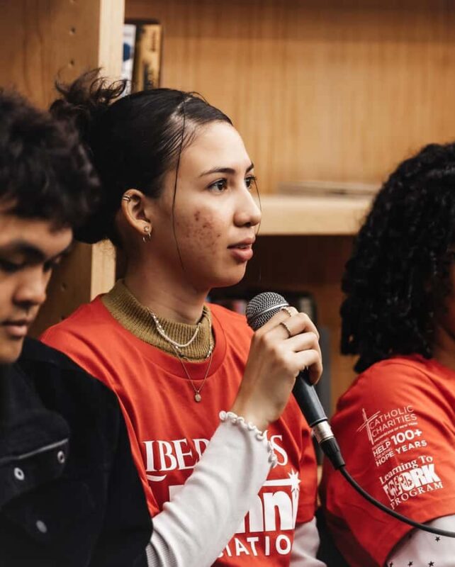 New York: Street & Travel Photo Tour with Local Photographer - The Meeting Point and Ease of Access