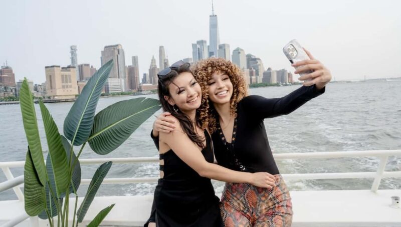 New York: Sunset Cruise with Statue of Liberty Views - An Affordable Sunset Cruise with Iconic NYC Views