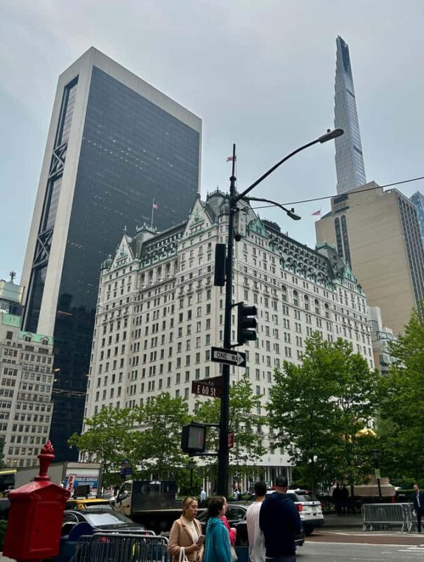 New York's Gilded Age: fortunes, architecture, and excess (18701900) - Starting Point: Grand Central Station