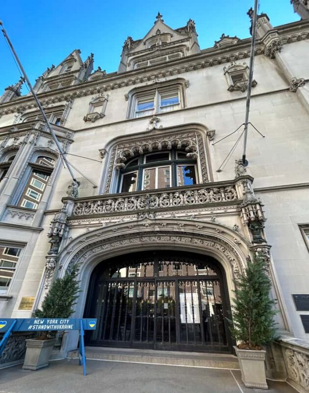 New York's Gilded Age: fortunes, architecture, and excess (18701900) - Influence of Wealthy Women in Gilded Age Society