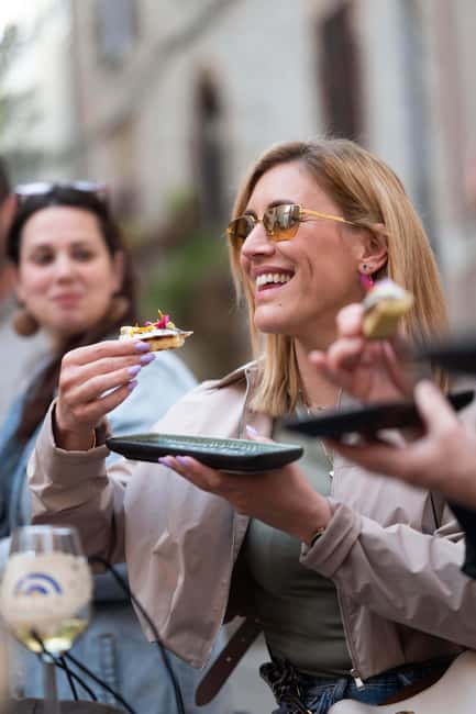 NEW! Zadar: Food Tasting & Old Town Walking Tour - The Unique Setting of the Culinary Stops