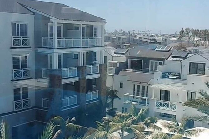 Newport Beach Adventure, Retail Therapy and Dining - Balboa Island and Its Historic Harbour Vibe