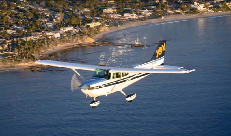 Newport Beach: Scenic Air Tour over OC Beaches - The Experience in a Small Plane