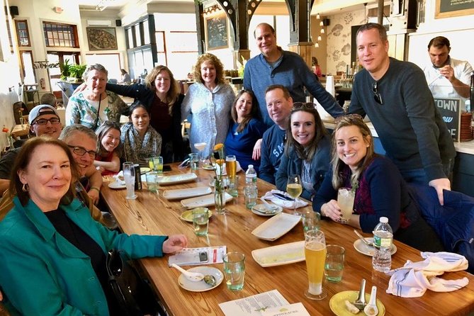 Newport Neighborhood Food Tour - The Guide Experience and Tour Atmosphere