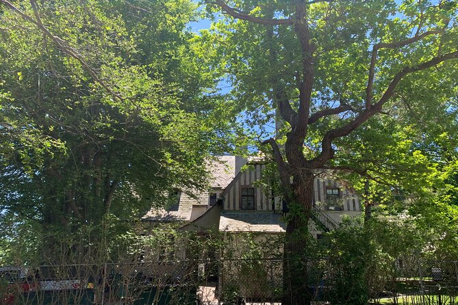 Newport's Opulent Gilded Age Homes: A Self-Guided Audio Tour - Strolling Through Salve Regina University’s Campus