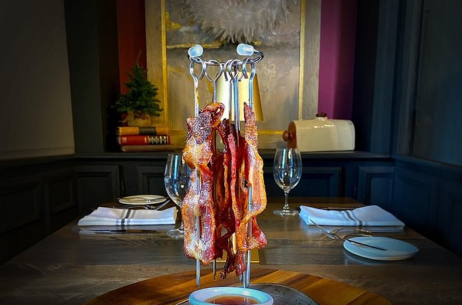 Niagara Falls All Canadian Food Walking Tour - What Sets This Tour Apart for Food and Views