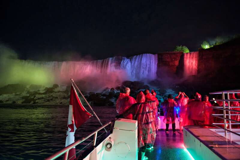 Niagara Falls, Canada: Evening Fireworks Cruise - Key Points