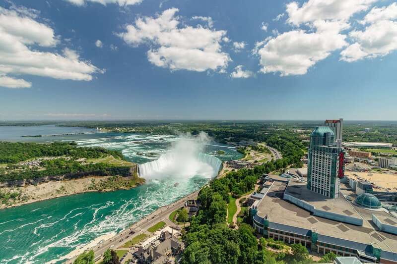 Niagara Falls, Canada: Skylon Tower Observation Deck Ticket - Daytime and Nighttime Views of Niagara Falls