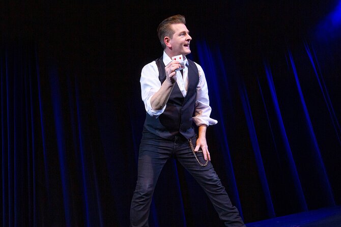 Niagara Falls, Canada: Wild Magic Show Ticket - The Role of Animals and Special Effects in the Performance