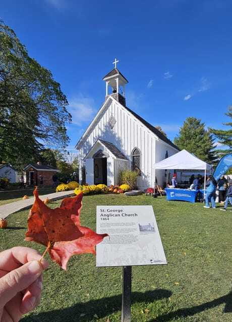 Niagara Falls: Canada with a Portuguese-speaking guide - Scenic Drive Along The Most Beautiful Road in the World