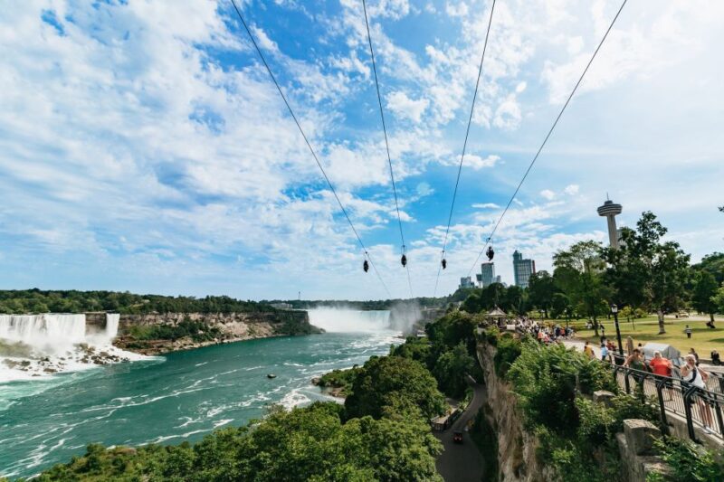 Niagara Falls, Canada: Zipline to The Falls - Safety Measures and Staff Expertise