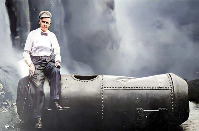 Niagara Falls Daredevils and True Crime Fireworks Tour - The Thrilling Tales of Daredevils at Niagara Falls