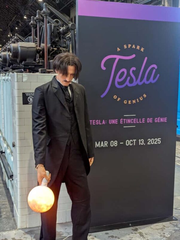 Niagara Falls Day Tour with Boat, Power Station & Tunnel - Key Points