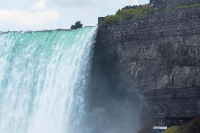 Niagara Falls Day Tour with Boat Ride & Journey Behind Falls - Discover Niagara Falls on an Action-Packed Day Tour from Toronto