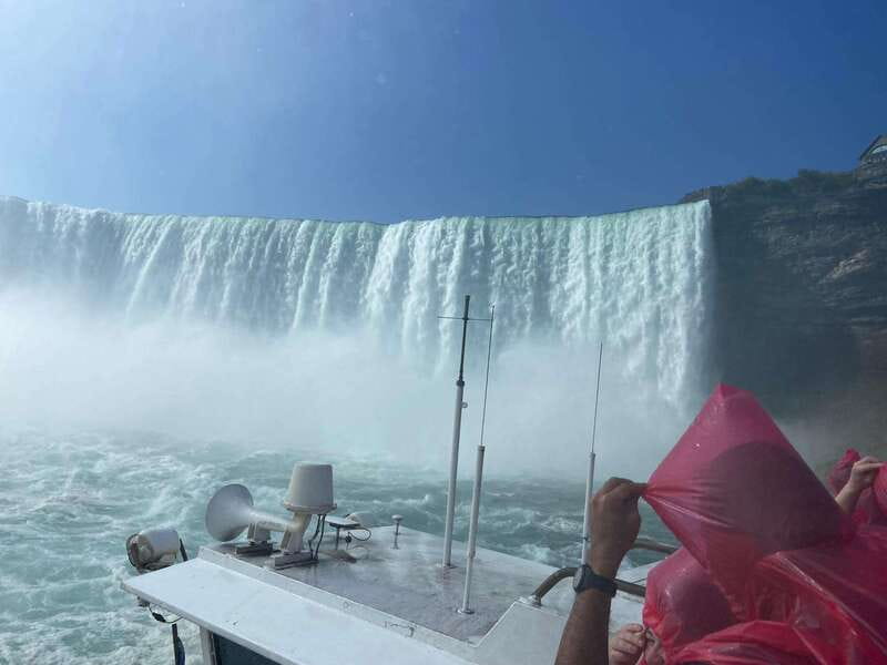 Niagara Falls: Guided Tour with Behind the Falls & Boat Ride - Navigating the Tour in All Weather Conditions