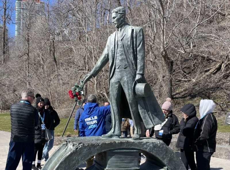 Niagara Falls: Guided Tour with Behind the Falls & Boat Ride - Who Will Enjoy This Tour Most