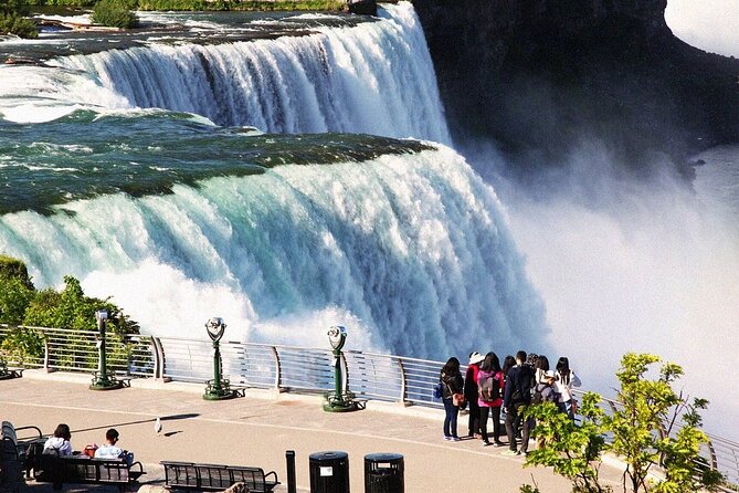 Niagara Falls Guided Vehicle Tour Canada - Niagara City Cruises and Seasonal Alternatives