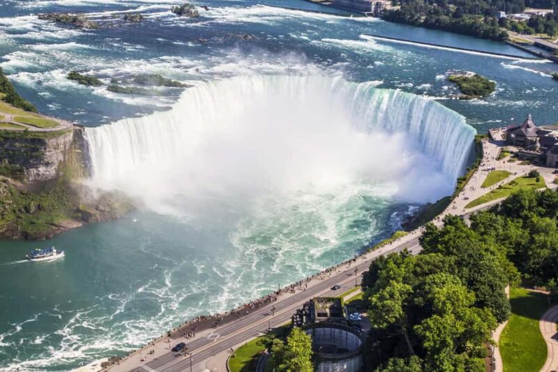 Niagara Falls: Maid of the Mist & Cave of the Winds Tour - Cave of the Winds: Under the Bridal Veil Falls