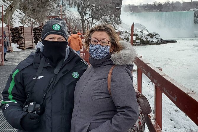 Niagara Falls NY small group Winter Wonderland Tour - The Tour’s Logistics and Group Size Benefits
