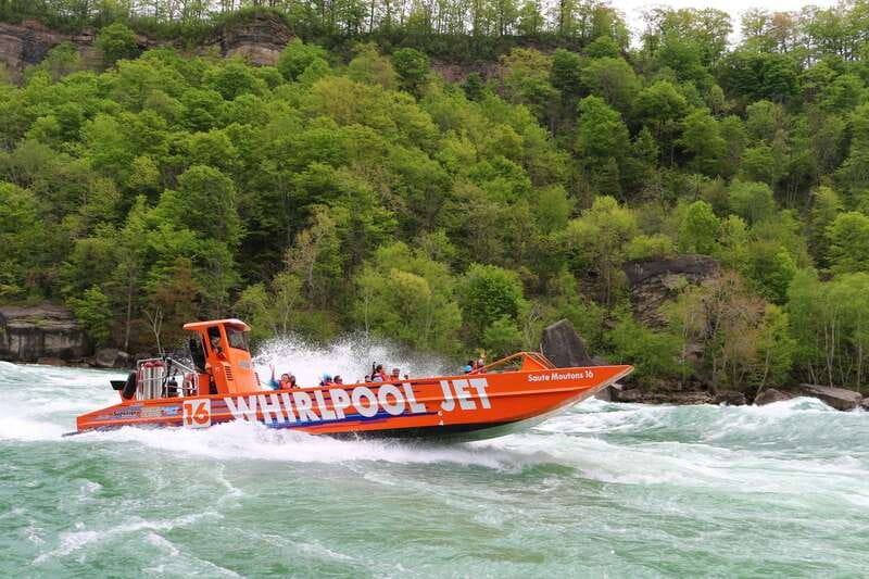 Niagara Falls, ON: Jet Boat Tour on Niagara River - Insights into the Niagara Rivers Historical Landmarks