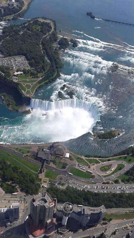 Niagara Falls, Ontario: Day tour starting in Toronto - Scenic Drive Along the Niagara Parkway
