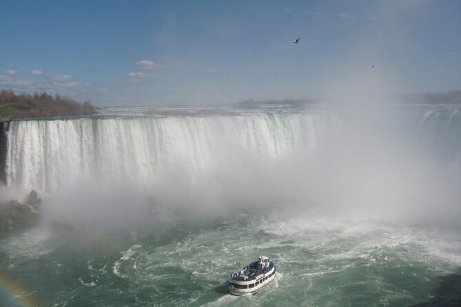 Niagara Falls Private Custom Tour from Toronto Area - Exploring Niagara Falls Up Close: The Boat Tour and Journey Behind the Falls