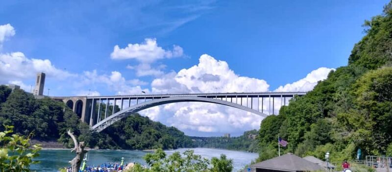 Niagara Falls: Private Guided Tour with Trolley Ride - Trolley Ride: A Convenient Way to See the Falls