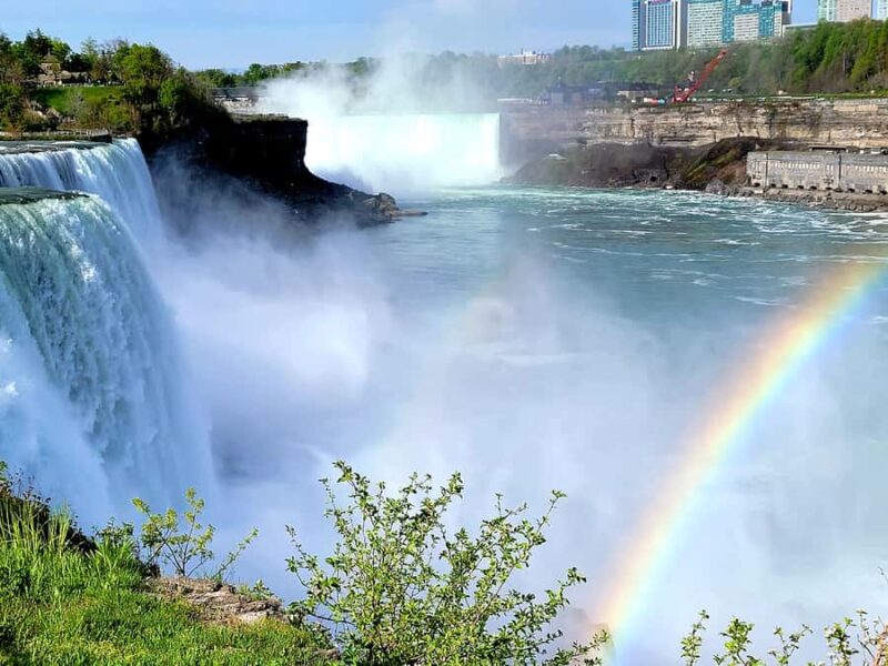 Niagara Falls: Private Sunset Walking Tour - Exploring Niagara Falls State Park at Sunset