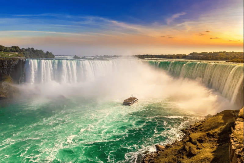 Niagara Falls: Small Group Tour with Wine Tasting and Cruise - Wine Tasting at Niagara’s Award-Winning Winery