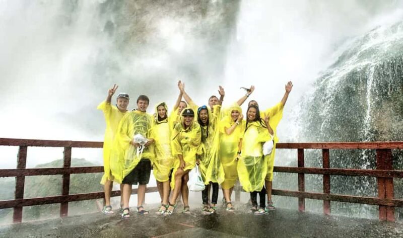 Niagara Falls, USA: All Inclusive Maid Of Mist Boat Tour - Midway Break and Local Food Stops
