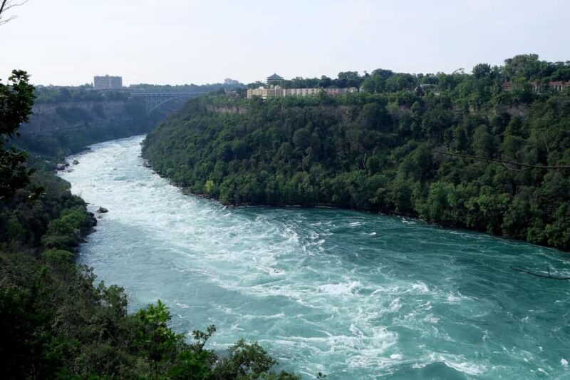 Niagara Falls USA: Cave of the Winds & Maid of the Mist Ride - Guides and Guest Experiences