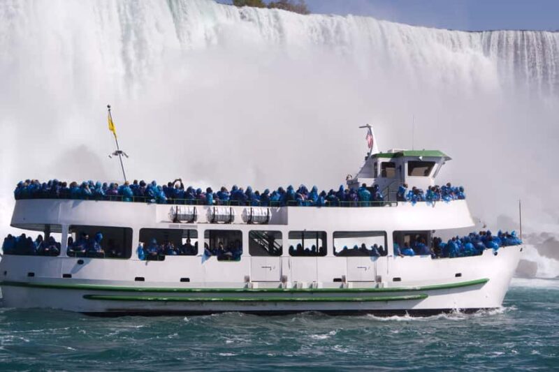 Niagara Falls, USA: Guided Tour with Maid of the Mist Cruise - The Maid of the Mist Boat Ride Into Horseshoe Falls