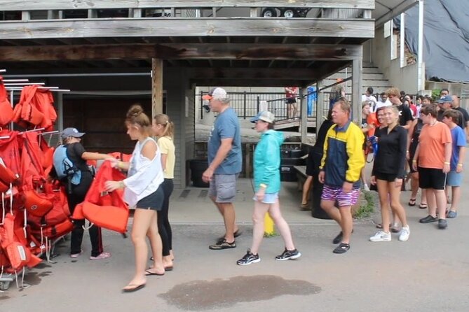 Niagara Falls USA, Open-Top (Wet) Jet Boat Tour - Who Will Love the Thrill of the Niagara Jet Boat?